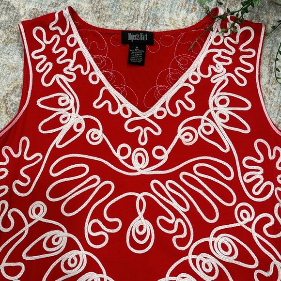 Objects D’art tank top - Picture 2 of 9